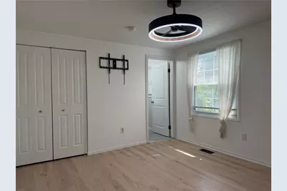 577 Surfside Dr, Pittsburgh, PA 15239 - Photo 25