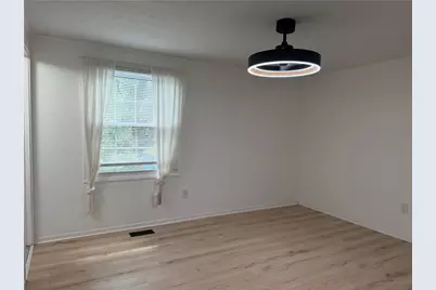 577 Surfside Dr, Pittsburgh, PA 15239 - Photo 23