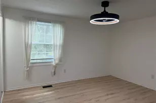 577 Surfside Dr, Pittsburgh, PA 15239 - Photo 23