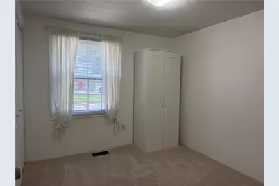 577 Surfside Dr, Pittsburgh, PA 15239 - Photo 17