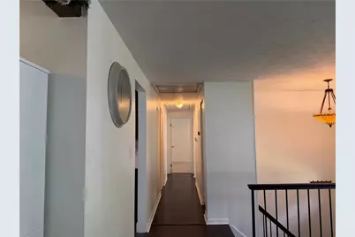 577 Surfside Dr, Pittsburgh, PA 15239 - Photo 13