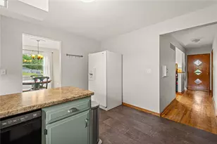 52 Carries Dr, Hanover Township, PA 15021 - Photo 7