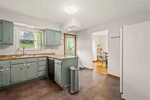 52 Carries Dr, Hanover Township, PA 15021 - Photo 5