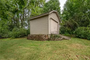 45 Windihill Dr, Hempfield Township, PA 15601 - Photo 33