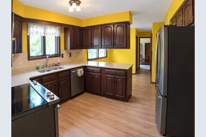 14 Park Dr, Smith Township, PA 15004 - Photo 5