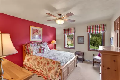 12250 Sedona Dr, North Huntingdon, PA 15642 - Photo 29