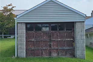 459 Washington St, Springdale Boro, PA 15144 - Photo 5