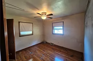 459 Washington St, Springdale Boro, PA 15144 - Photo 11
