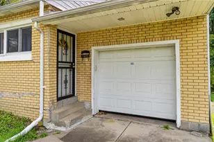 98 Capitol Ct, Farrell, PA 16121 - Photo 31