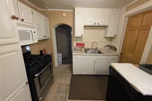 2112 Abel St, Pittsburgh, PA 15210 - Photo 13