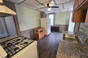 2112 Abel St, Pittsburgh, PA 15210 - Photo 17