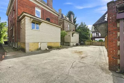 6211 Kentucky Ave, Pittsburgh, PA 15206 - Photo 3