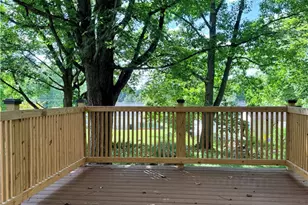 326 Frazier Dr, Neshannock Township, PA 16105 - Photo 7