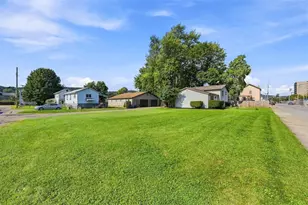 1128 1st Ave, Coraopolis, PA 15108 - Photo 37