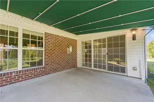 425 River Gln Dr, Baden, PA 15005 - Photo 37