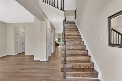 112 Foxtail Ct, Forward Township, PA 16033 - Photo 3
