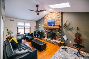 4 1/2 Barrington Dr, Pittsburgh, PA 15209 - Photo 7
