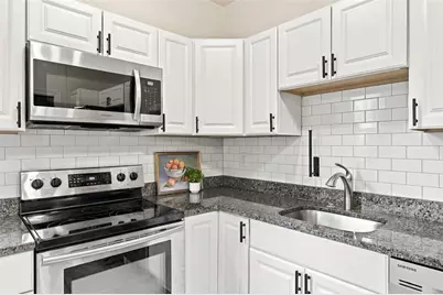 2120 Sidney St, Pittsburgh, PA 15203 - Photo 13