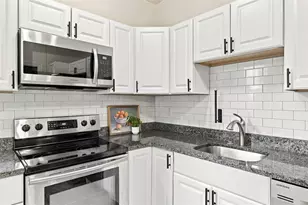 2120 Sidney St, Pittsburgh, PA 15203 - Photo 13