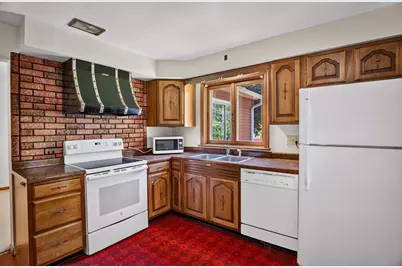 109 Marlboro Dr, New Kensington, PA 15068 - Photo 7