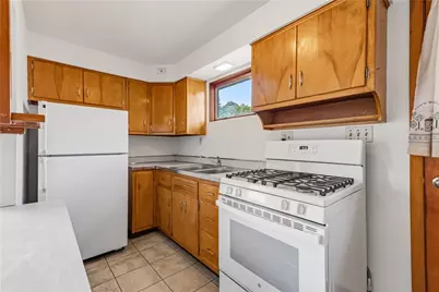 2459 South Park Rd, Bethel Park, PA 15102 - Photo 9