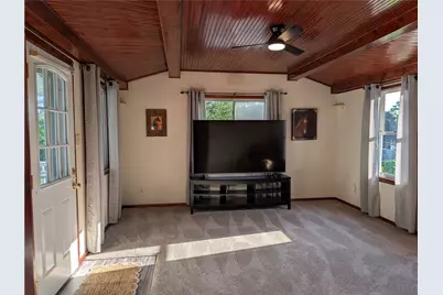 424 Scottdale Ave, Scottdale, PA 15683 - Photo 3
