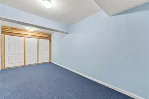 1010 Sunnyfield Ct, Penn Twp, PA 15636 - Photo 33