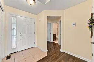 1010 Sunnyfield Ct, Penn Twp, PA 15636 - Photo 3