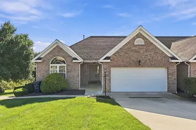 1010 Sunnyfield Ct, Penn Twp, PA 15636 - Photo 1