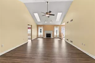 1010 Sunnyfield Ct, Penn Twp, PA 15636 - Photo 5