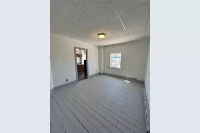 192 W High St, Franklin Township, PA 15370 - Photo 11
