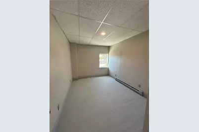 192 W High St, Franklin Township, PA 15370 - Photo 9