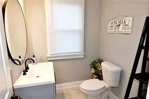 426 Wayne Ave, Ellwood City, PA 16117 - Photo 11