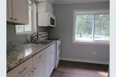 21 Maple Terrace, Liberty Township, PA 16127 - Photo 11