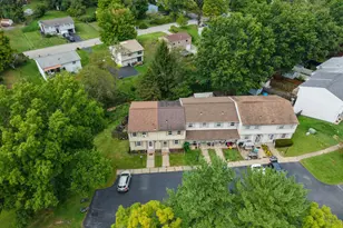 408 Parkwood Dr, Cranberry Township, PA 16066 - Photo 33
