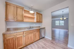 408 Parkwood Dr, Cranberry Township, PA 16066 - Photo 11