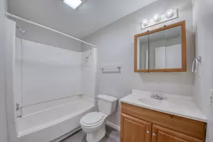 408 Parkwood Dr, Cranberry Township, PA 16066 - Photo 25