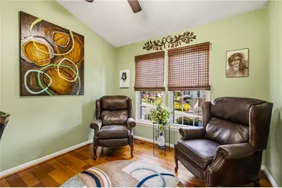 103 Oakbrook Cir, Banksville/Westwood, PA 15220 - Photo 5