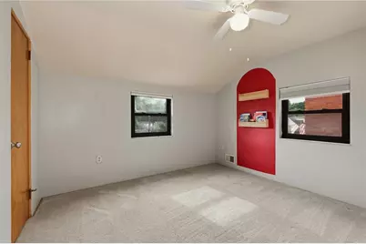 2724 Dwight Ave, Pittsburgh, PA 15216 - Photo 21