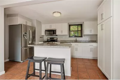2724 Dwight Ave, Pittsburgh, PA 15216 - Photo 11