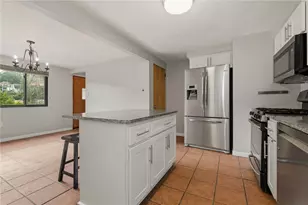 2724 Dwight Ave, Pittsburgh, PA 15216 - Photo 17