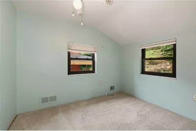 2724 Dwight Ave, Pittsburgh, PA 15216 - Photo 23