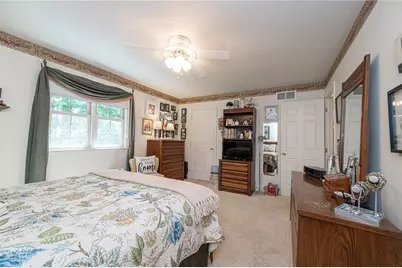 123 Windy Dr, Center Township, PA 16001 - Photo 17