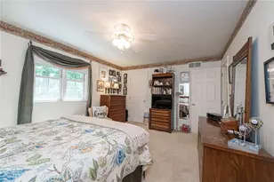 123 Windy Dr, Center Township, PA 16001 - Photo 17
