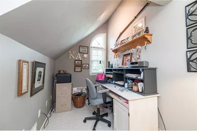 123 Windy Dr, Center Township, PA 16001 - Photo 21