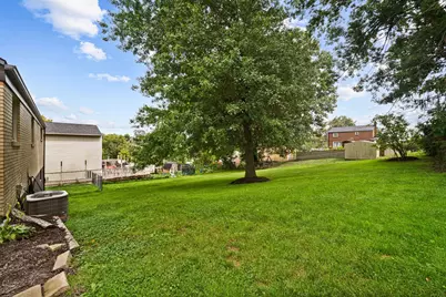 6715 Highland Avenue, Union Township, PA 15332 - Photo 5