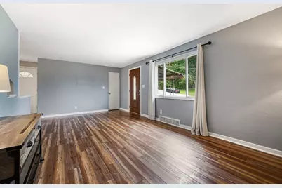 6715 Highland Avenue, Union Township, PA 15332 - Photo 7