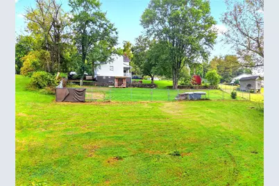 223 Lenkey Rd, Vanderbilt, PA 15486 - Photo 11