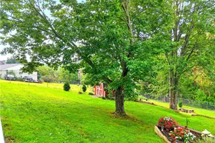 223 Lenkey Rd, Vanderbilt, PA 15486 - Photo 7