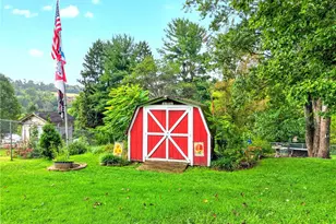 223 Lenkey Rd, Vanderbilt, PA 15486 - Photo 9